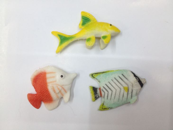 2.5Inch Plastic Animal Capsule Toy Tropical Fish 2