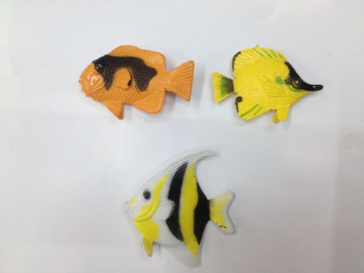 2.5Inch Plastic Animal Capsule Toy Tropical Fish 3